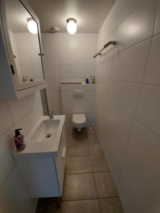 Feels Like Home Haarlem Bagian luar foto