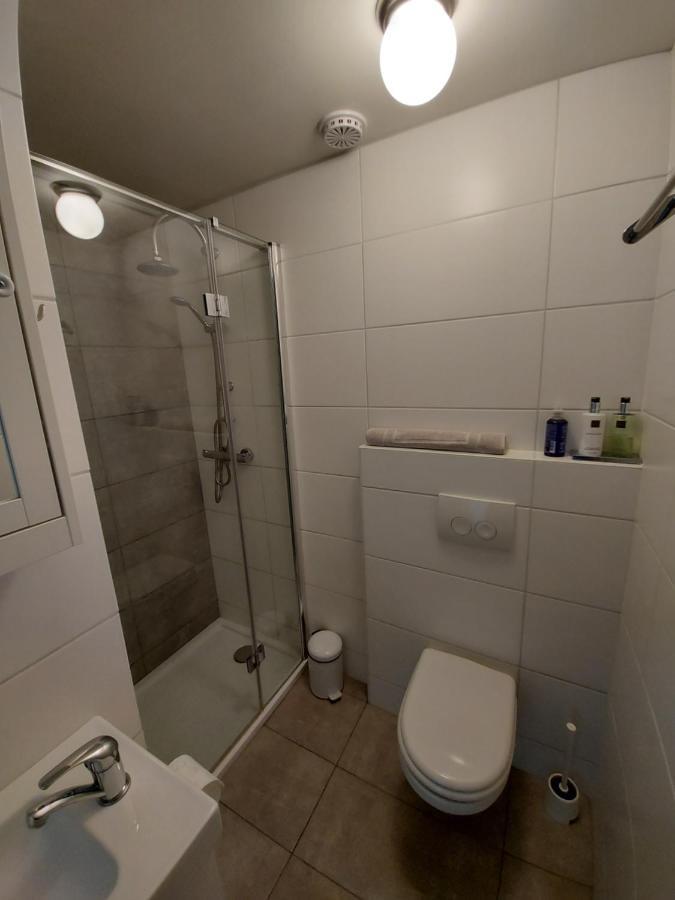 Feels Like Home Haarlem Bagian luar foto