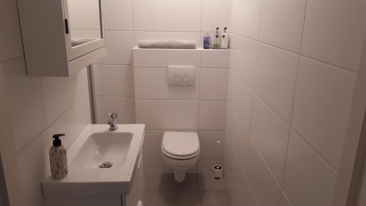 Feels Like Home Haarlem Bagian luar foto